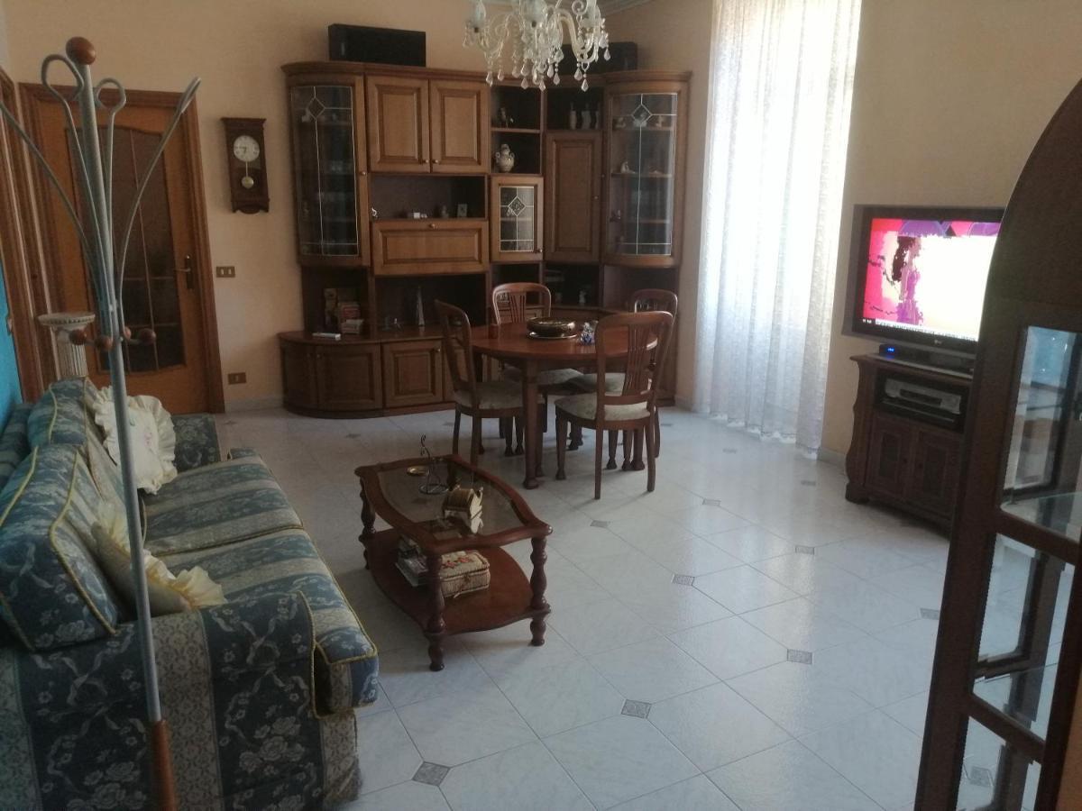 Casa Celeste Ventimiglia Luaran gambar